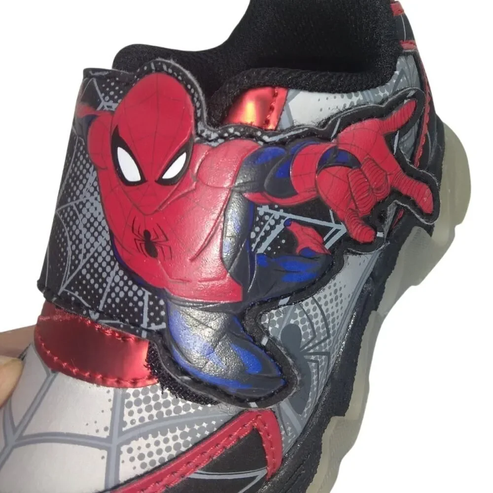 MARVEL SPIDERMAN Toddler Boys Light Up Graphic Sneakers - Size: 7T